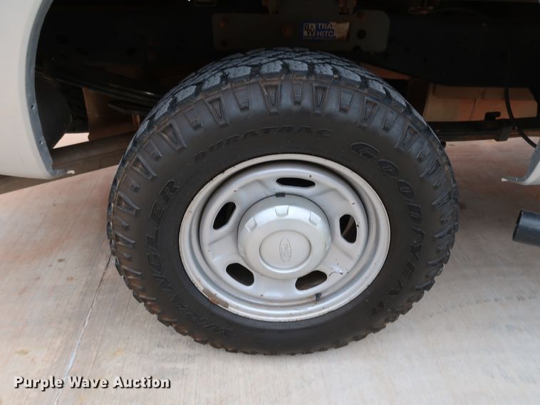 image for item DK3528 2015 Ford F250 Super Duty  SuperCab pickup truck