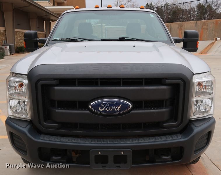 image for item DK3529 2016 Ford F350 Super Duty  pickup truck