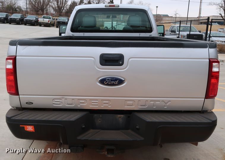 image for item DK3529 2016 Ford F350 Super Duty  pickup truck