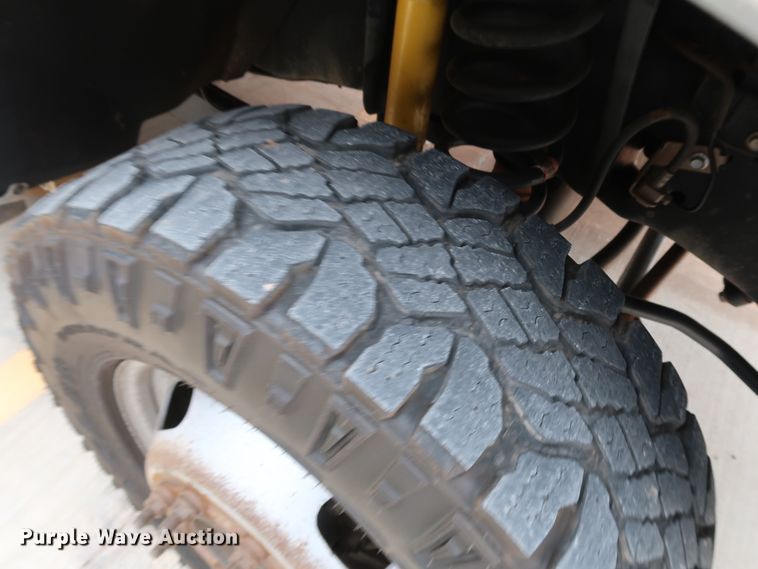 image for item DK3529 2016 Ford F350 Super Duty  pickup truck