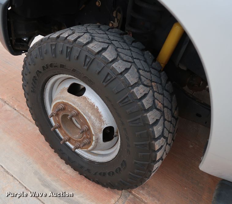 image for item DK3529 2016 Ford F350 Super Duty  pickup truck