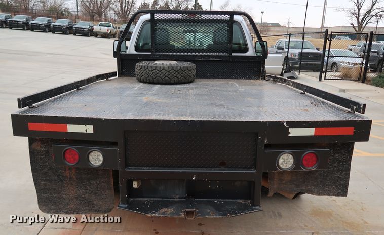 image for item DK3530 2015 Ford F350 Super Duty  flatbed pickup truck