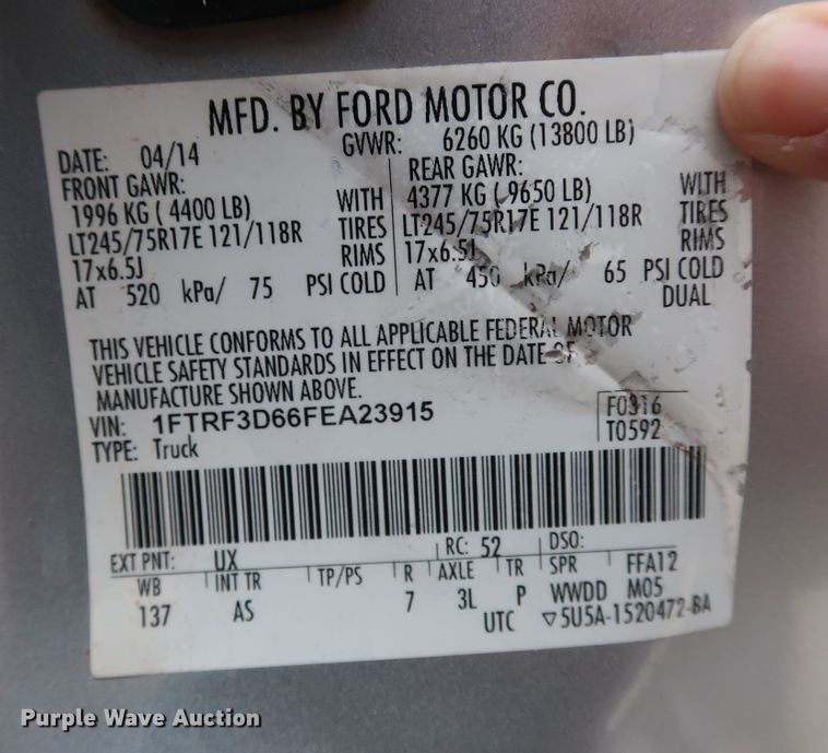 image for item DK3530 2015 Ford F350 Super Duty  flatbed pickup truck