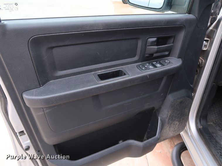 image for item DK3531 2013 Dodge Ram 2500  Crew Cab pickup truck