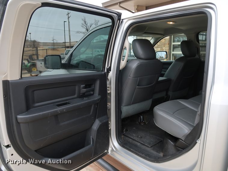 image for item DK3531 2013 Dodge Ram 2500  Crew Cab pickup truck