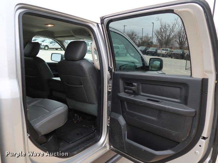 image for item DK3531 2013 Dodge Ram 2500  Crew Cab pickup truck