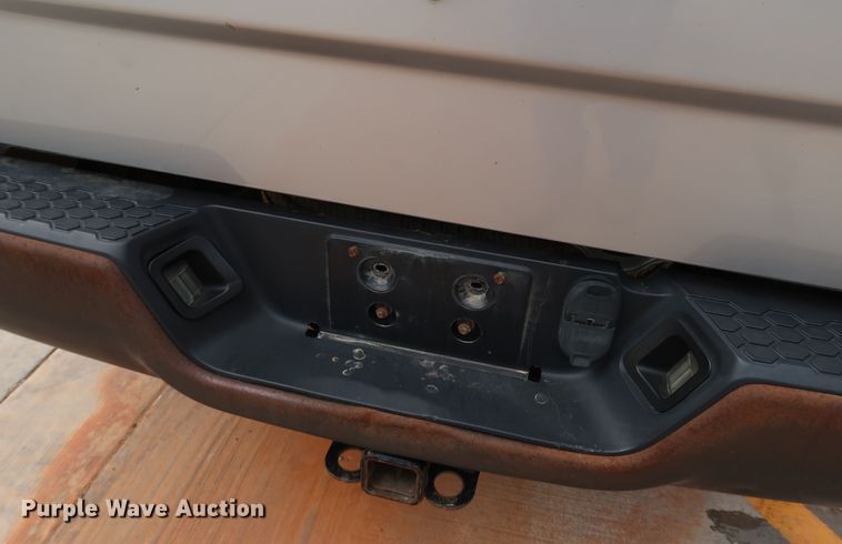 image for item DK3531 2013 Dodge Ram 2500  Crew Cab pickup truck