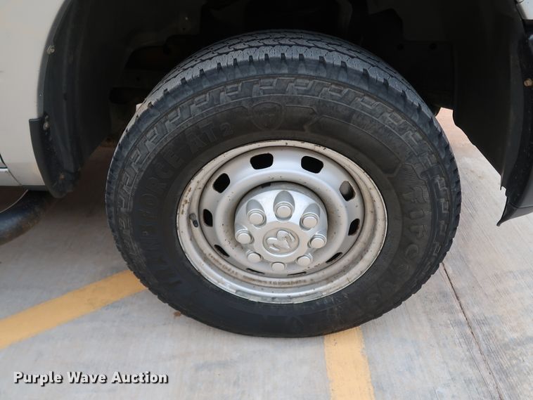 image for item DK3531 2013 Dodge Ram 2500  Crew Cab pickup truck