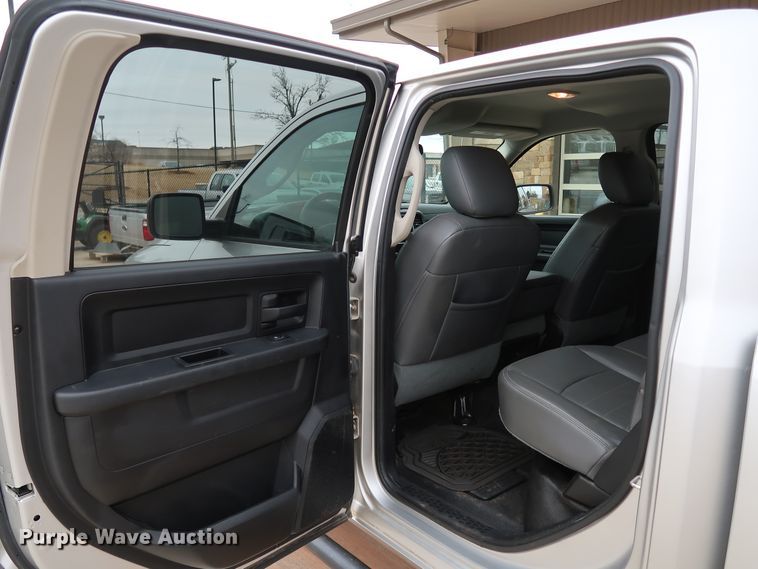 image for item DK3532 2013 Dodge Ram 2500  Crew Cab pickup truck