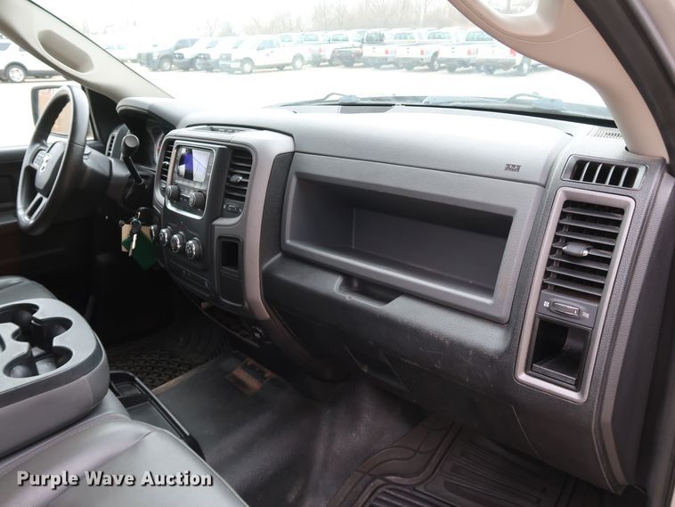 image for item DK3532 2013 Dodge Ram 2500  Crew Cab pickup truck