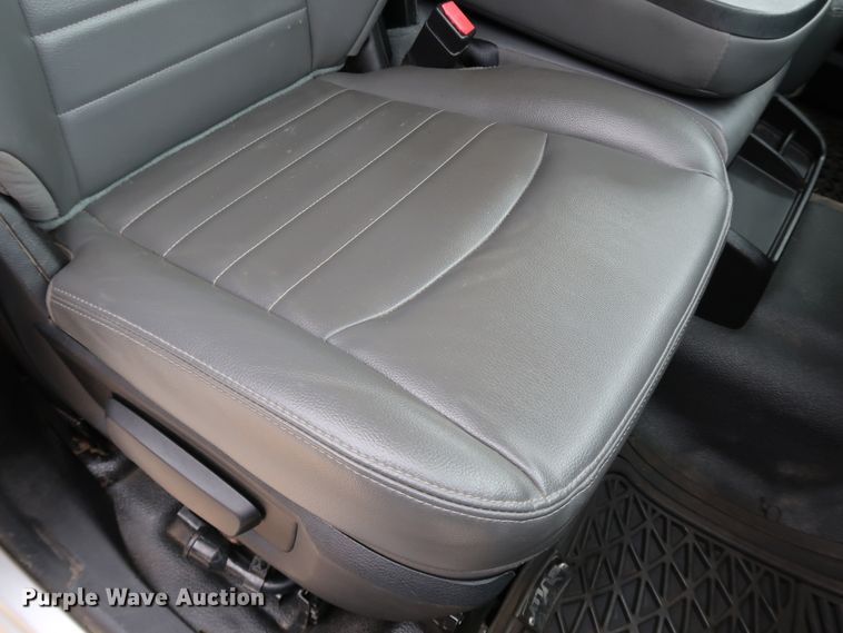 image for item DK3532 2013 Dodge Ram 2500  Crew Cab pickup truck