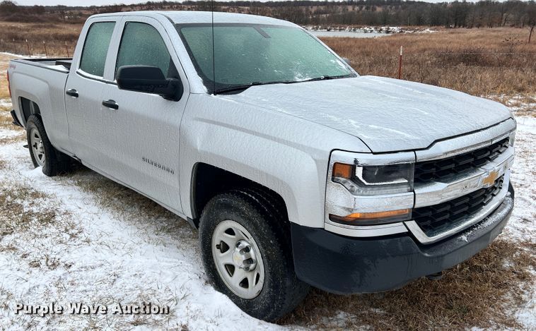 image for item DK3536 2017 Chevrolet Silverado 1500  Double Cab pickup truck