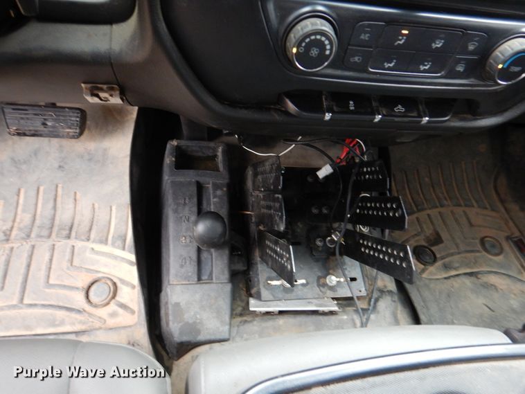 image for item DK3537 2016 Chevrolet Silverado 1500  Double Cab pickup truck