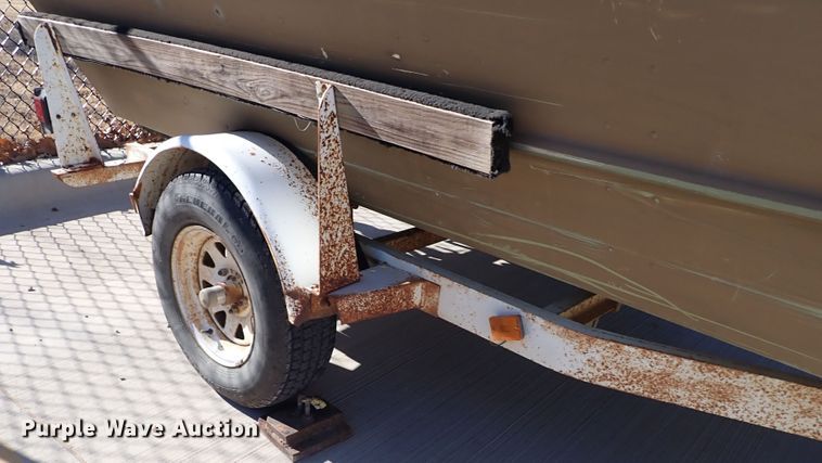 image for item DK3538 1987 Lowe Husky Jon  boat