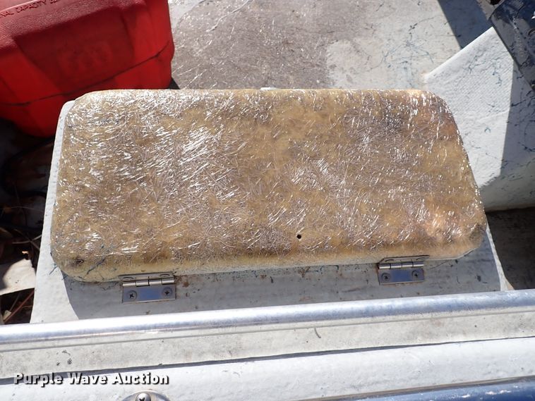 image for item DK3539 1989 Predator 160ST  boat