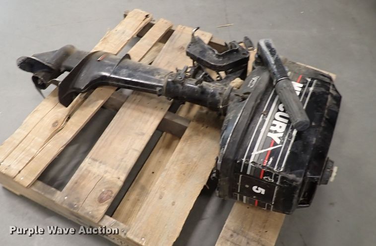 image for item DK3548 Mercury boat engine