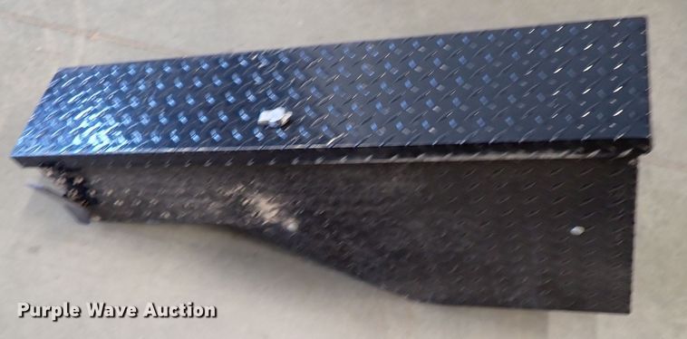 image for item HW9027 (5) side mount toolboxes