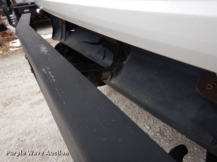 image for item DH8163 2005 Chevrolet C6500  box truck