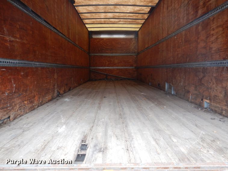 image for item DH8163 2005 Chevrolet C6500  box truck