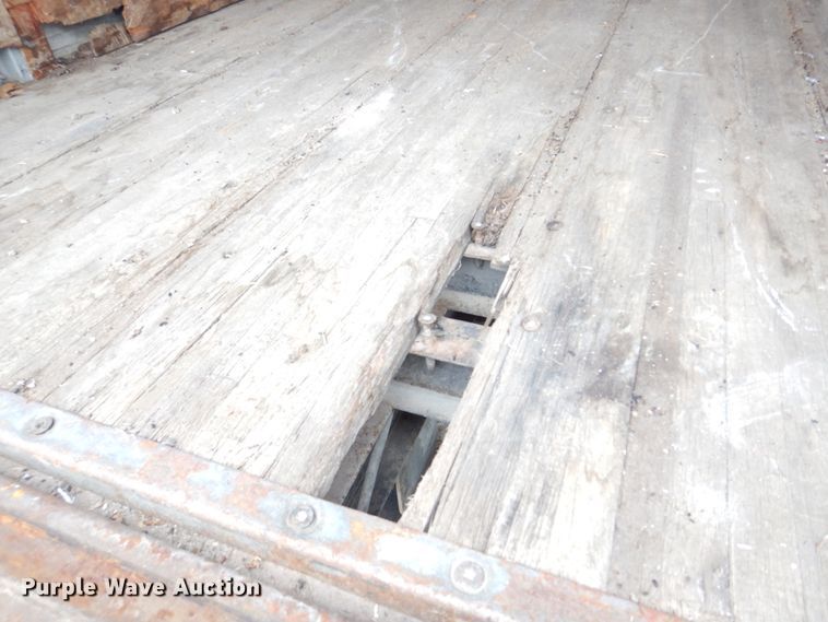 image for item DH8163 2005 Chevrolet C6500  box truck