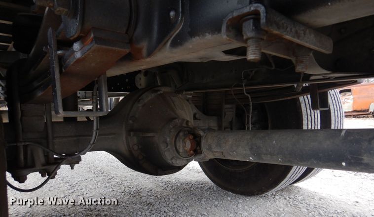 image for item DH8163 2005 Chevrolet C6500  box truck