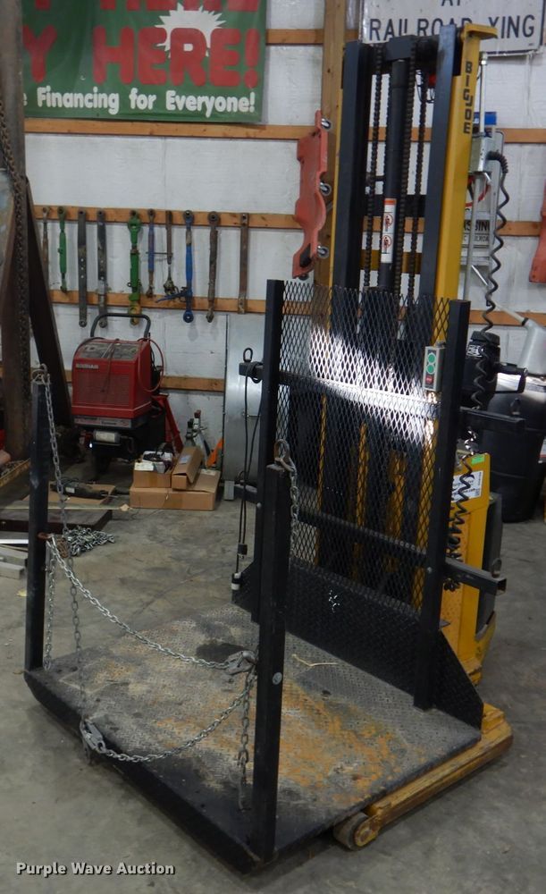 image for item DH8169 Big Joe PDBB-20-T12  order picker
