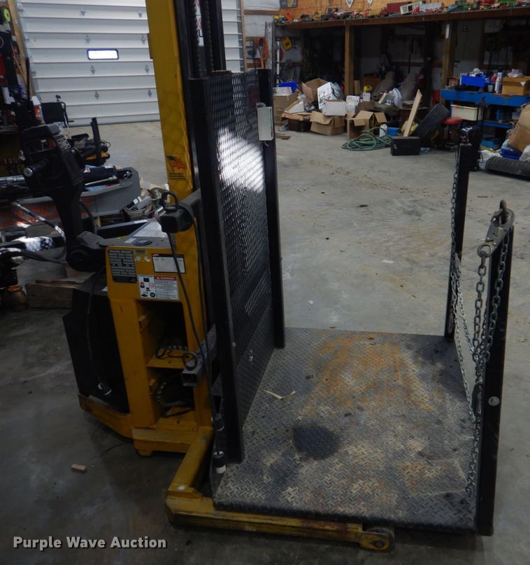 image for item DH8169 Big Joe PDBB-20-T12  order picker