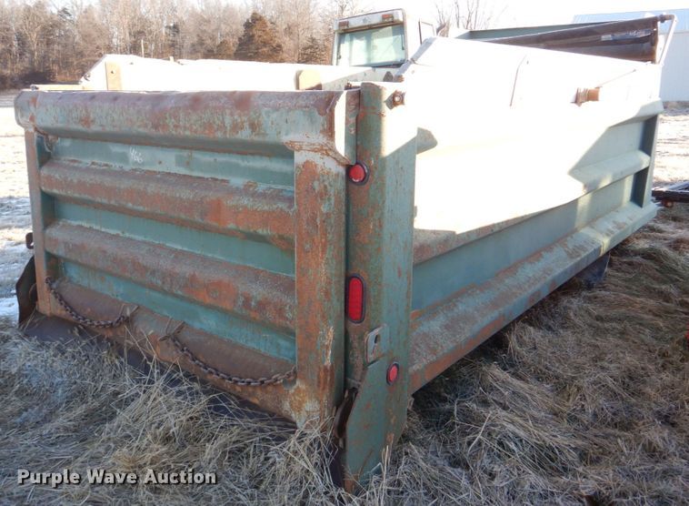 image for item DH8172 Heil HPT31615YD16  dump bed