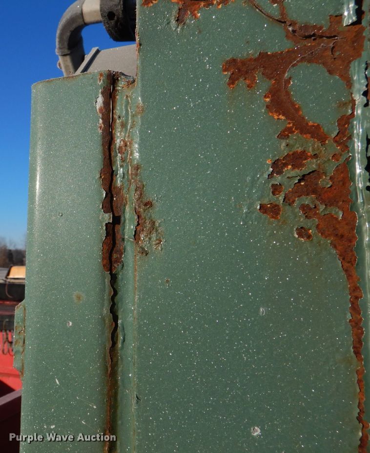 image for item DH8172 Heil HPT31615YD16  dump bed