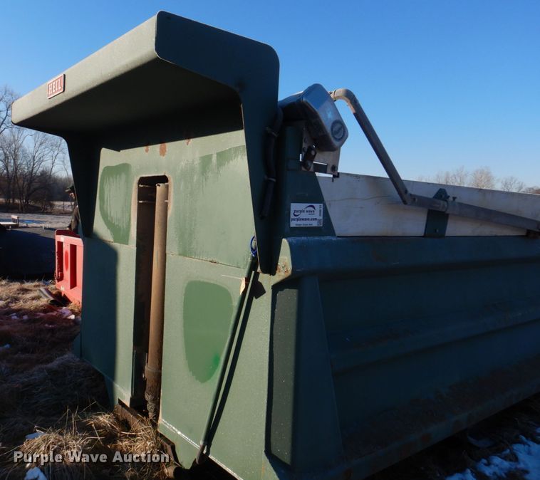 image for item DH8172 Heil HPT31615YD16  dump bed