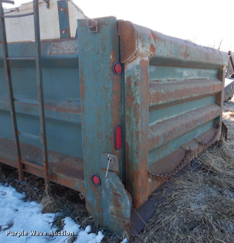 image for item DH8172 Heil HPT31615YD16  dump bed