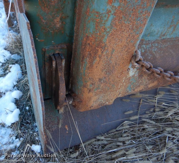 image for item DH8172 Heil HPT31615YD16  dump bed