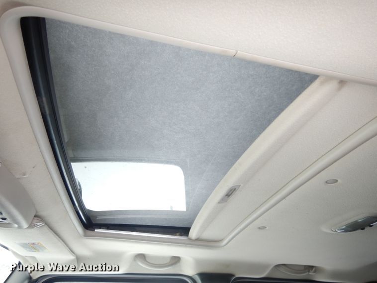 image for item DH8829 2005 Hummer H2  SUV