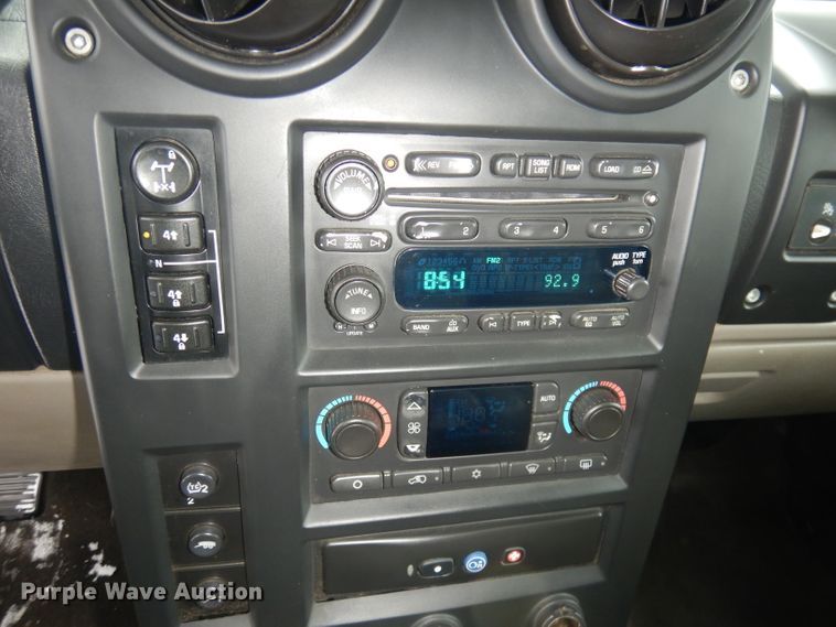 image for item DH8829 2005 Hummer H2  SUV