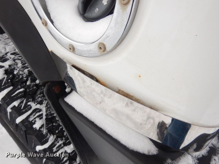 image for item DH8829 2005 Hummer H2  SUV