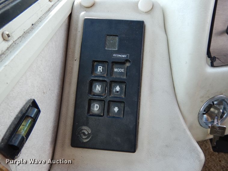 image for item DI8629 1998 Gulf Stream Spartan  RV