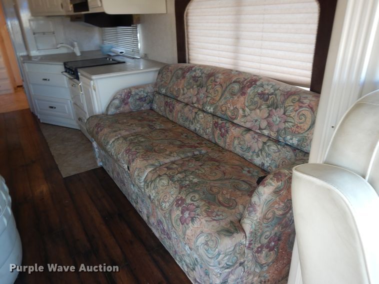 image for item DI8629 1998 Gulf Stream Spartan  RV