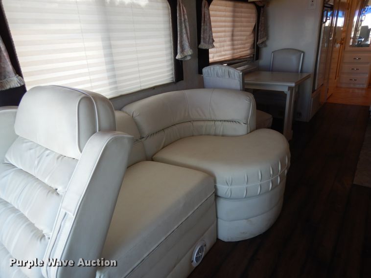 image for item DI8629 1998 Gulf Stream Spartan  RV