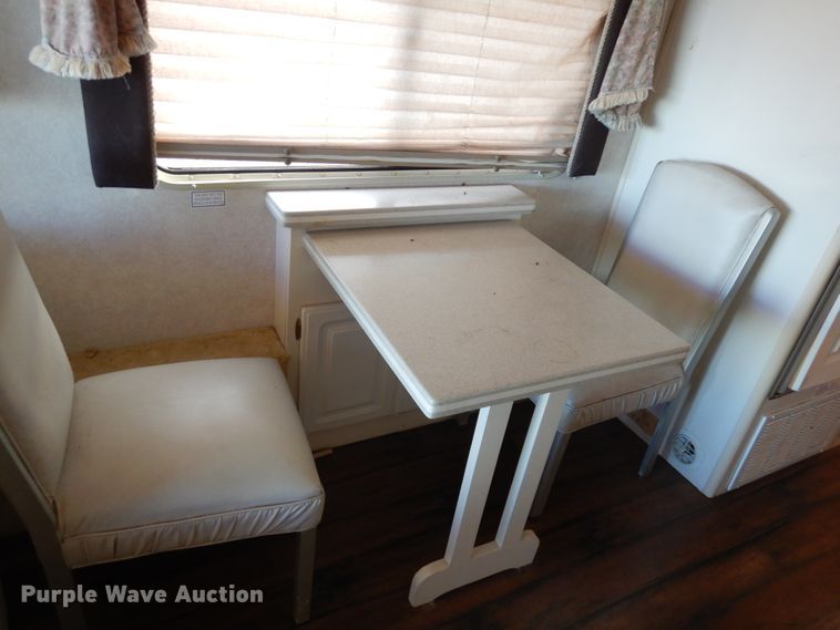 image for item DI8629 1998 Gulf Stream Spartan  RV