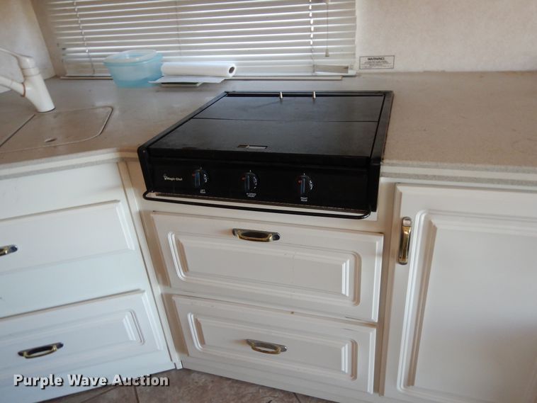 image for item DI8629 1998 Gulf Stream Spartan  RV