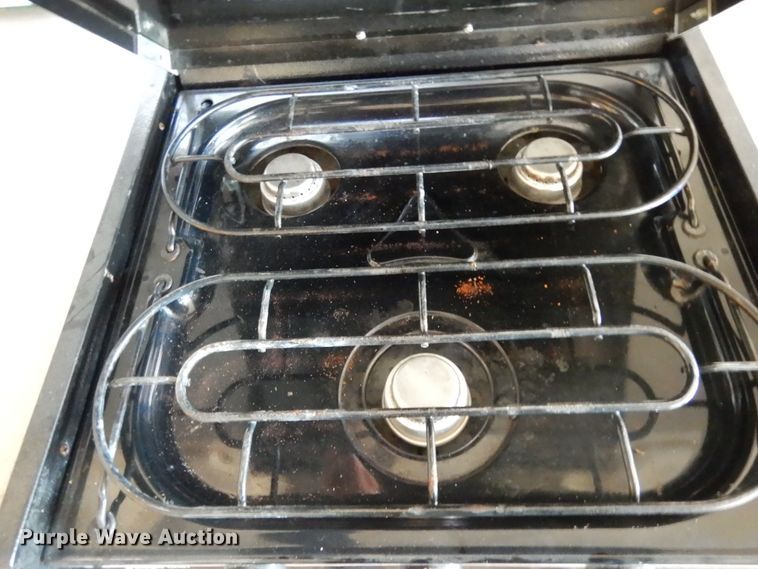 image for item DI8629 1998 Gulf Stream Spartan  RV