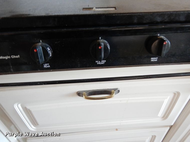 image for item DI8629 1998 Gulf Stream Spartan  RV