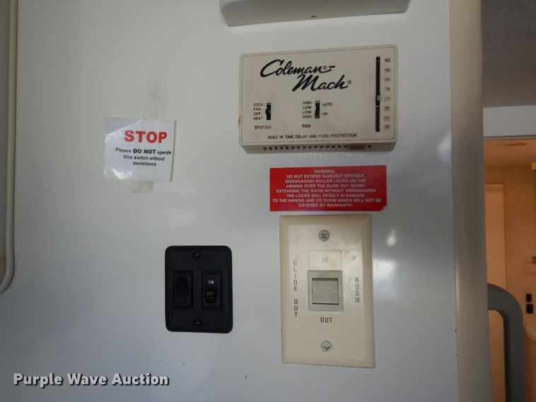 image for item DI8629 1998 Gulf Stream Spartan  RV