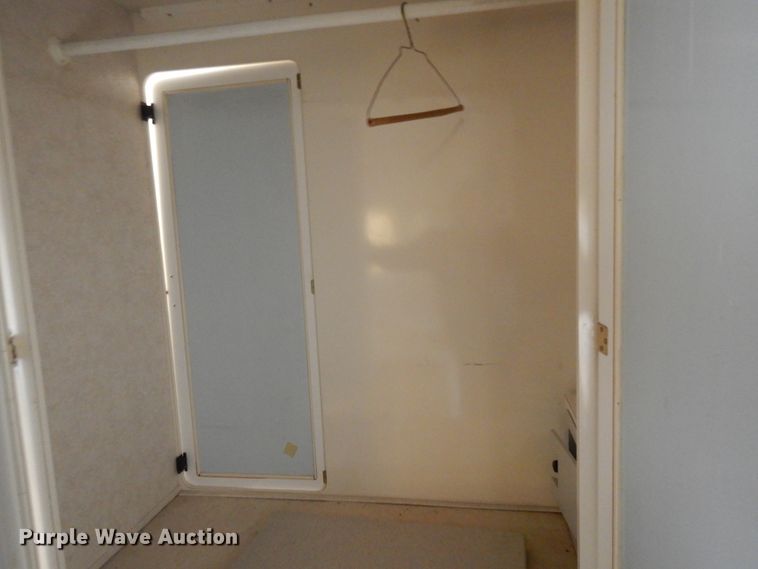 image for item DI8629 1998 Gulf Stream Spartan  RV