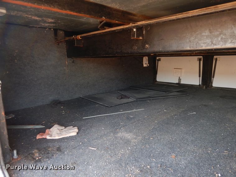 image for item DI8629 1998 Gulf Stream Spartan  RV