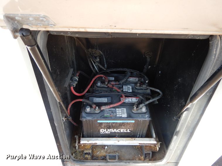 image for item DI8629 1998 Gulf Stream Spartan  RV