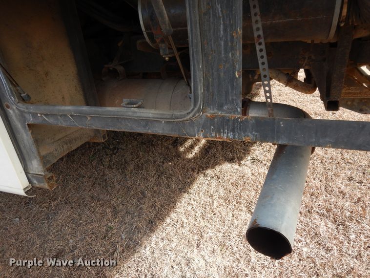 image for item DI8629 1998 Gulf Stream Spartan  RV