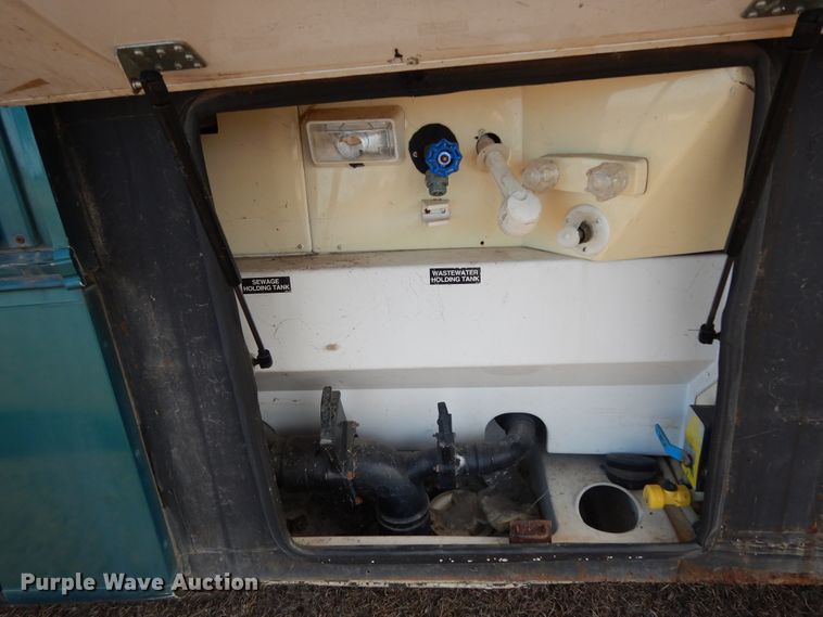 image for item DI8629 1998 Gulf Stream Spartan  RV