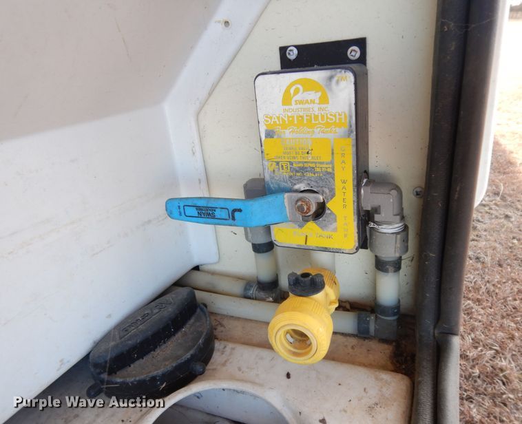 image for item DI8629 1998 Gulf Stream Spartan  RV