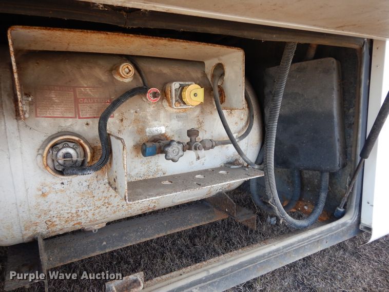 image for item DI8629 1998 Gulf Stream Spartan  RV